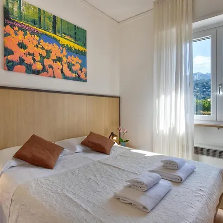 Hotel Roma Torbole Sul Garda Exterior photo