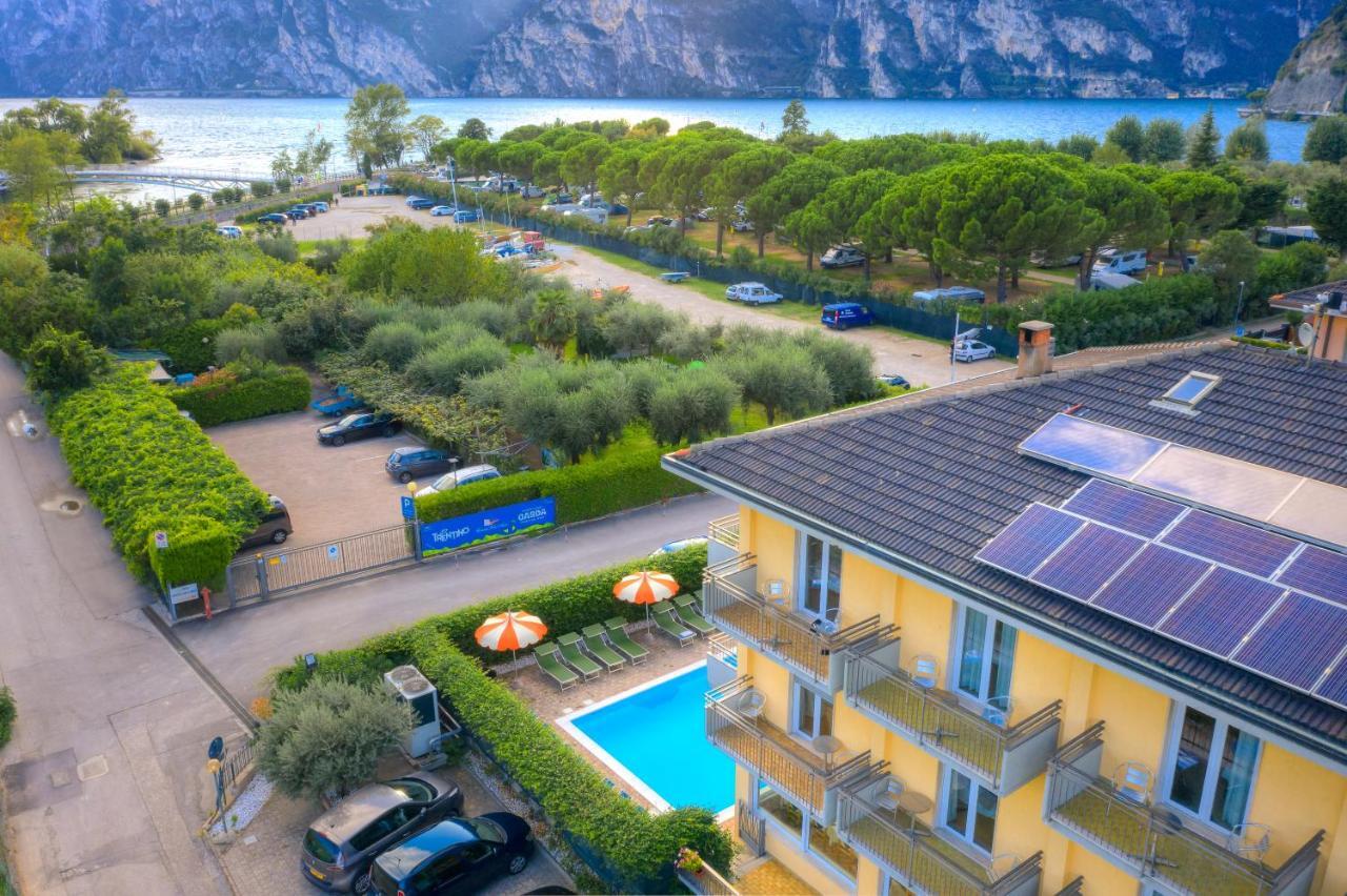 Roma Hotel 2*